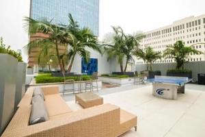 Wilshire Experience Apartment, Los Angeles