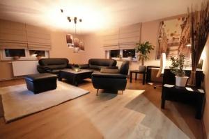 SL'otel Budget, Bernburg