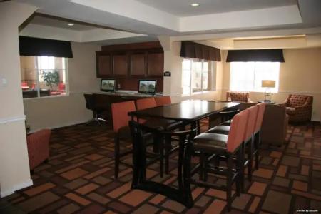 Best Western Plus Lubbock Windsor Inn - 16