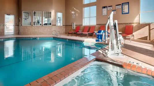 Best Western Plus Lubbock Windsor Inn - 10