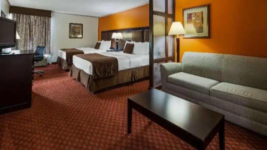 Best Western Plus Lubbock Windsor Inn - 34