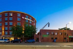 Best Western Plus Hotel