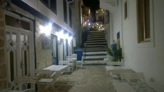 Old Kalamaki Pansiyon - 8