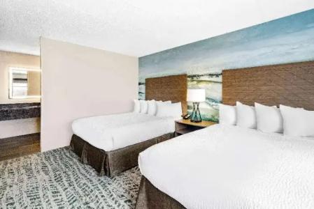 AmericInn by Wyndham Duluth South Proctor Black Woods Event Ctr - 119