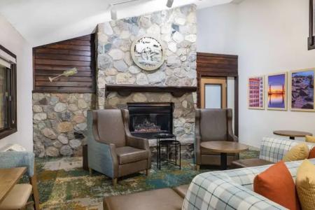 AmericInn by Wyndham Duluth South Proctor Black Woods Event Ctr - 1