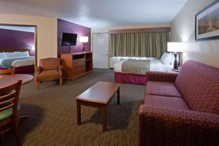 AmericInn by Wyndham Duluth South Proctor Black Woods Event Ctr - 145