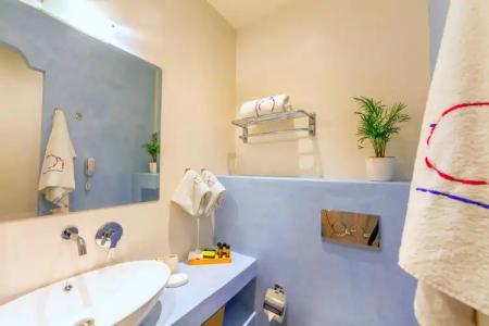 In Camera Art Boutique - 86