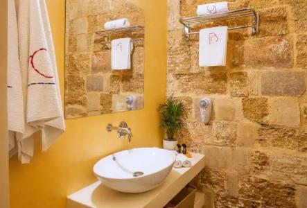 In Camera Art Boutique - 50