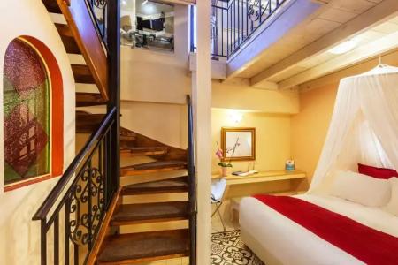 In Camera Art Boutique - 94