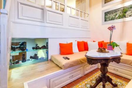 In Camera Art Boutique - 15