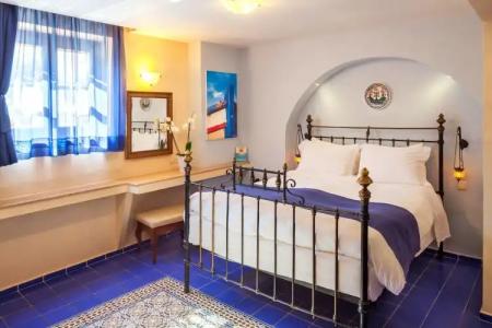 In Camera Art Boutique - 30