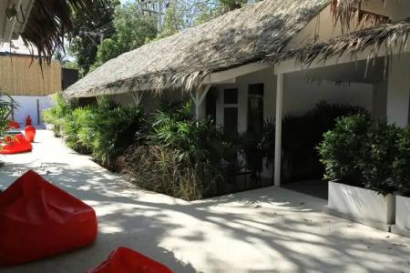 The White Cottage - 26