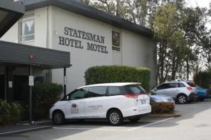 Statesman Hotel, Canberra