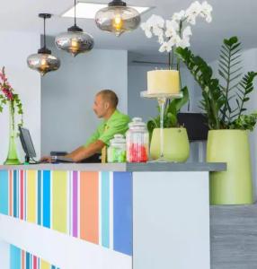 ApartFerrer Skyline - 24