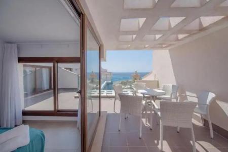 ApartFerrer Skyline - 141