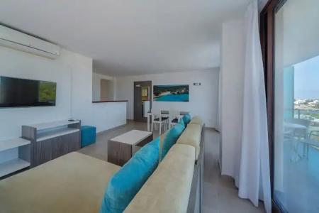 ApartFerrer Skyline - 62