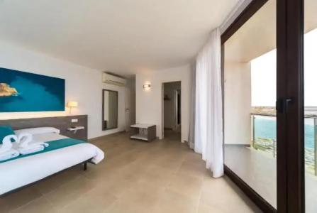 ApartFerrer Skyline - 157