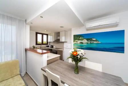 ApartFerrer Skyline - 65