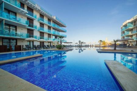 ApartFerrer Skyline - 14