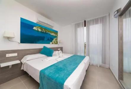 ApartFerrer Skyline - 64