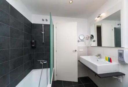 ApartFerrer Skyline - 80