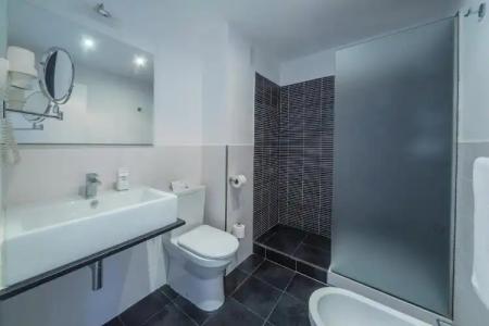 ApartFerrer Skyline - 116