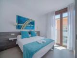 2 Bedrooms Apartment with sea view