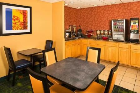 Fairfield Inn by Marriott New York LaGuardia Airport/Flushing - 22