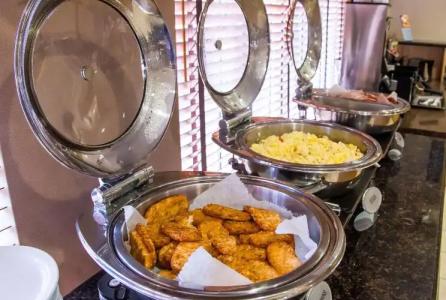 Best Western Plus Pembina Inn & Suites - 13