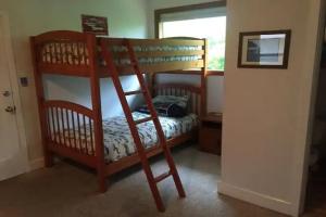 Surfers Cove House #118998, Seaside