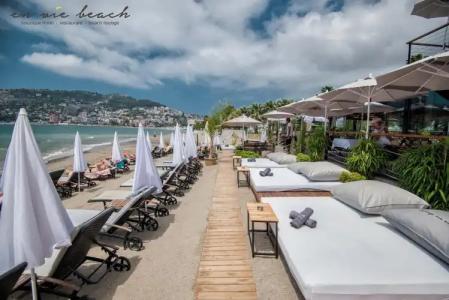 En Vie Beach Boutique - Adults Only - 50