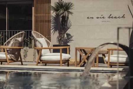 En Vie Beach Boutique - Adults Only - 18