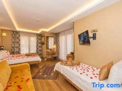 Aprilis Gold - Special Category - 138
