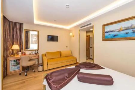 Aprilis Gold - Special Category - 117