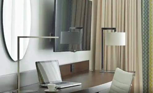 Hyatt Place Dubai Baniyas Square - 58
