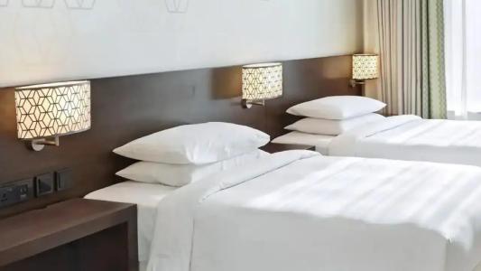 Hyatt Place Dubai Baniyas Square - 61
