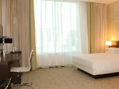 Hyatt Place Dubai Baniyas Square - 19