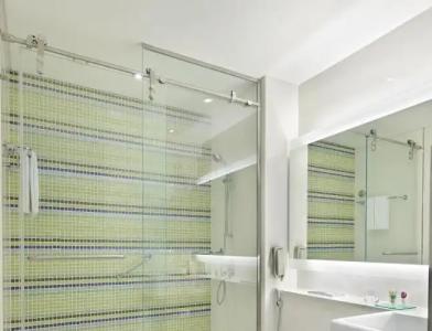 Hyatt Place Dubai Baniyas Square - 24