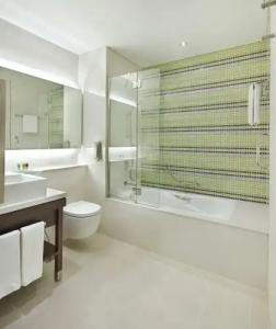 Hyatt Place Dubai Baniyas Square - 26
