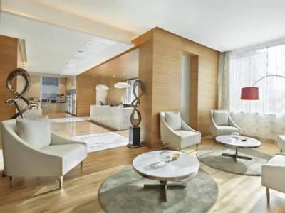 Hyatt Place Dubai Baniyas Square - 4