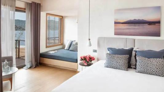 Miamai Boutique - Adult Only - 3