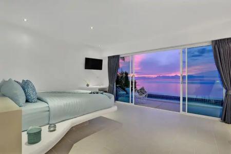 La Perle Luxury Boutique - 4