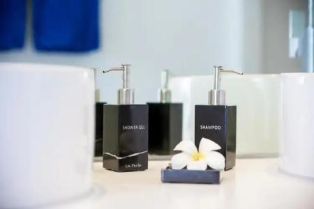 La Perle Luxury Boutique - 45