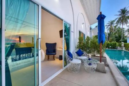 La Perle Luxury Boutique - 66
