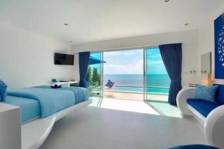 La Perle Luxury Boutique - 71