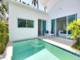 Standard Family room with garden view
