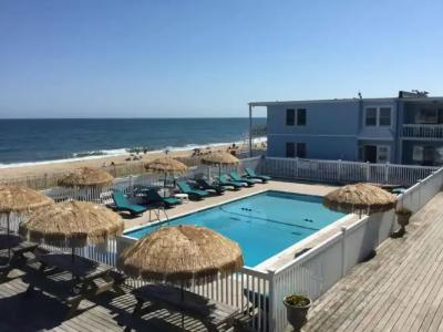 Ocean Surf Resort - 19