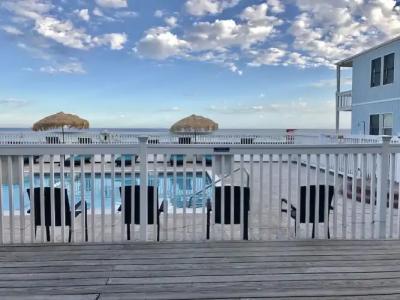 Ocean Surf Resort - 60