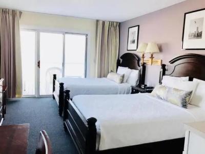 Ocean Surf Resort - 81