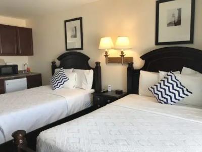 Ocean Surf Resort - 50